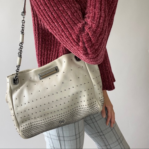 🌈@anyahindmarch - Picture 6 of 8